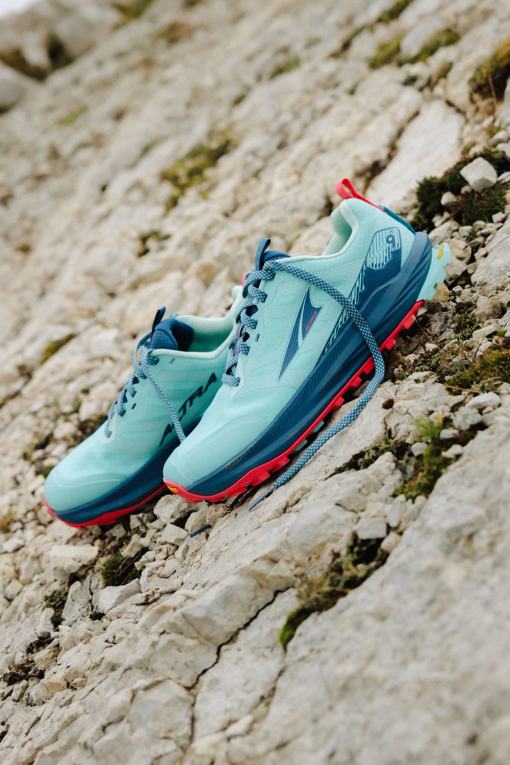 Altra Lone Peak 9  Womens  Teal