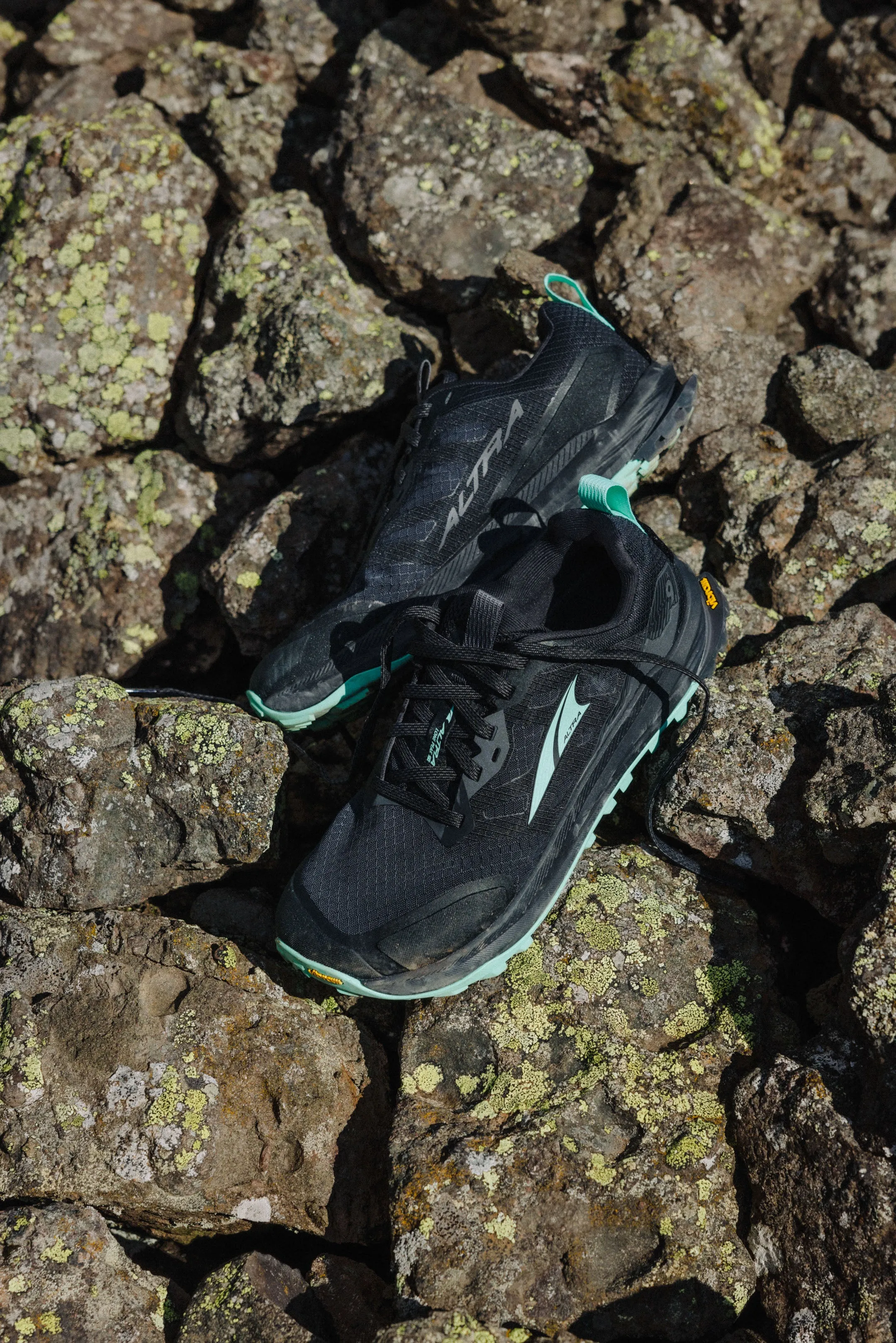 Altra Lone Peak 9  Womens  Teal/Black