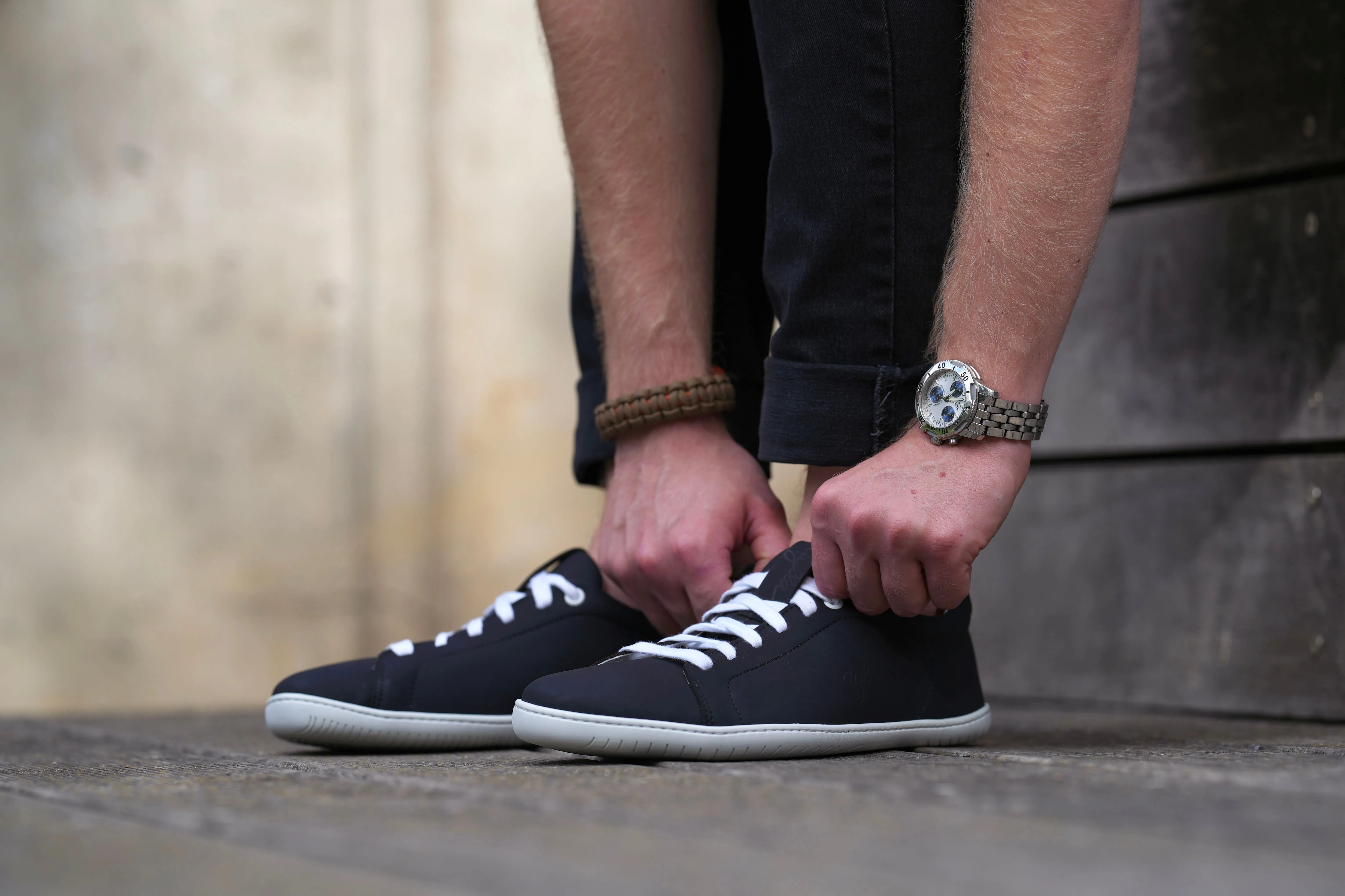 Aylla Keck Mens Black / White