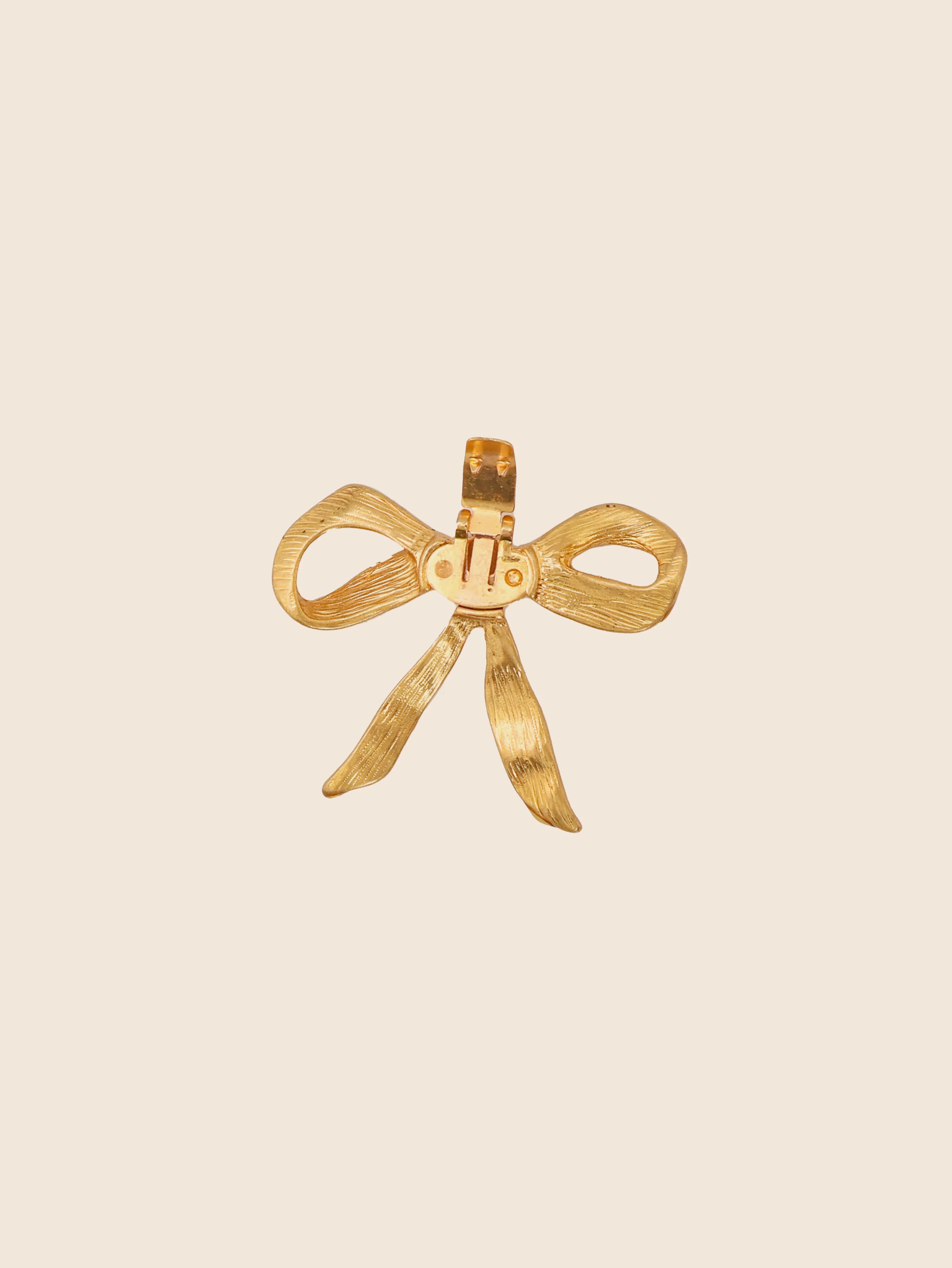 Bow Clip Gold Maguire