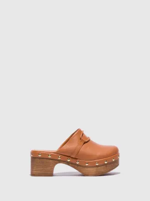 Brown Round Toe Clogs