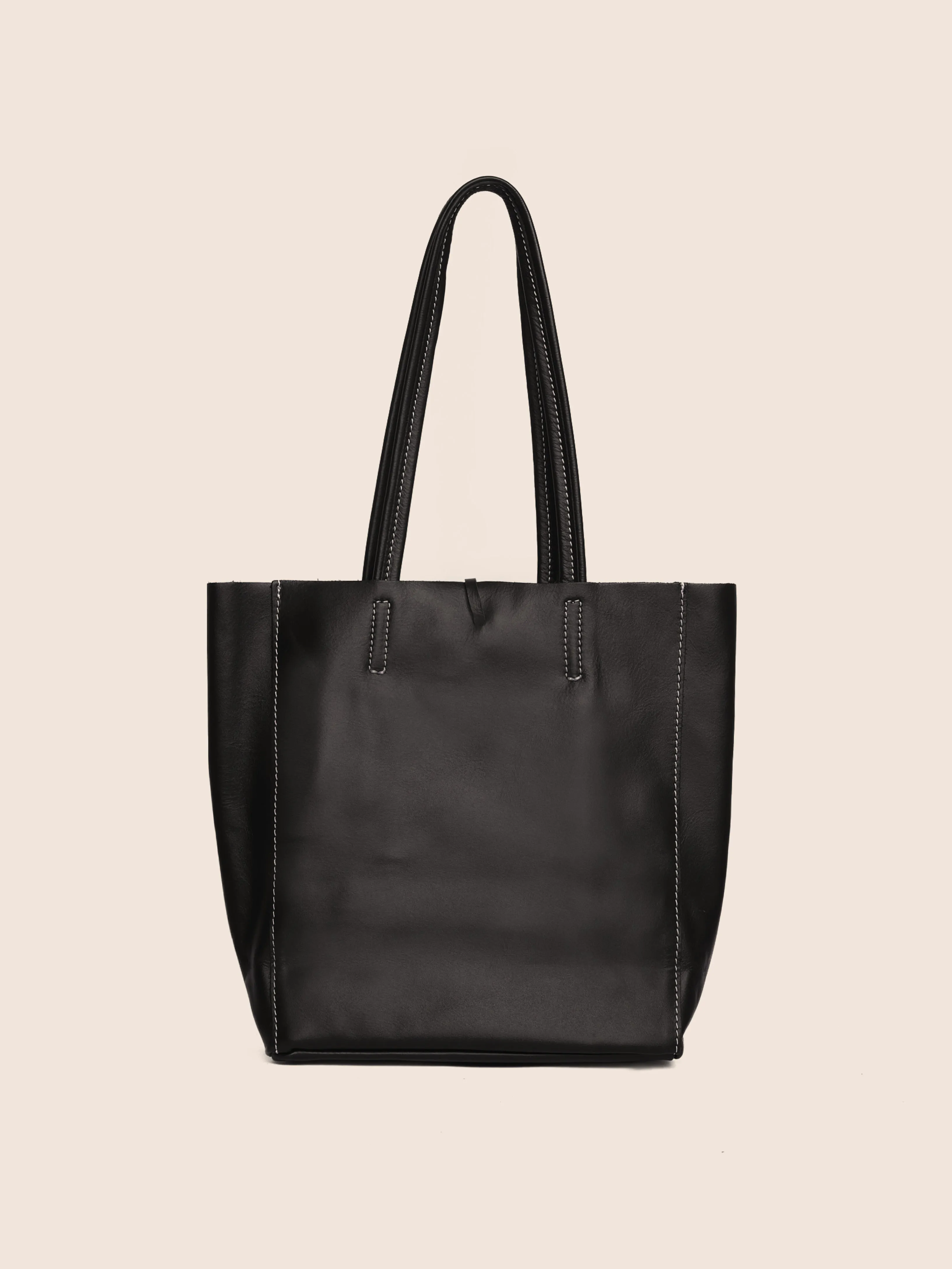 Carpi Black Tote Medium Maguire