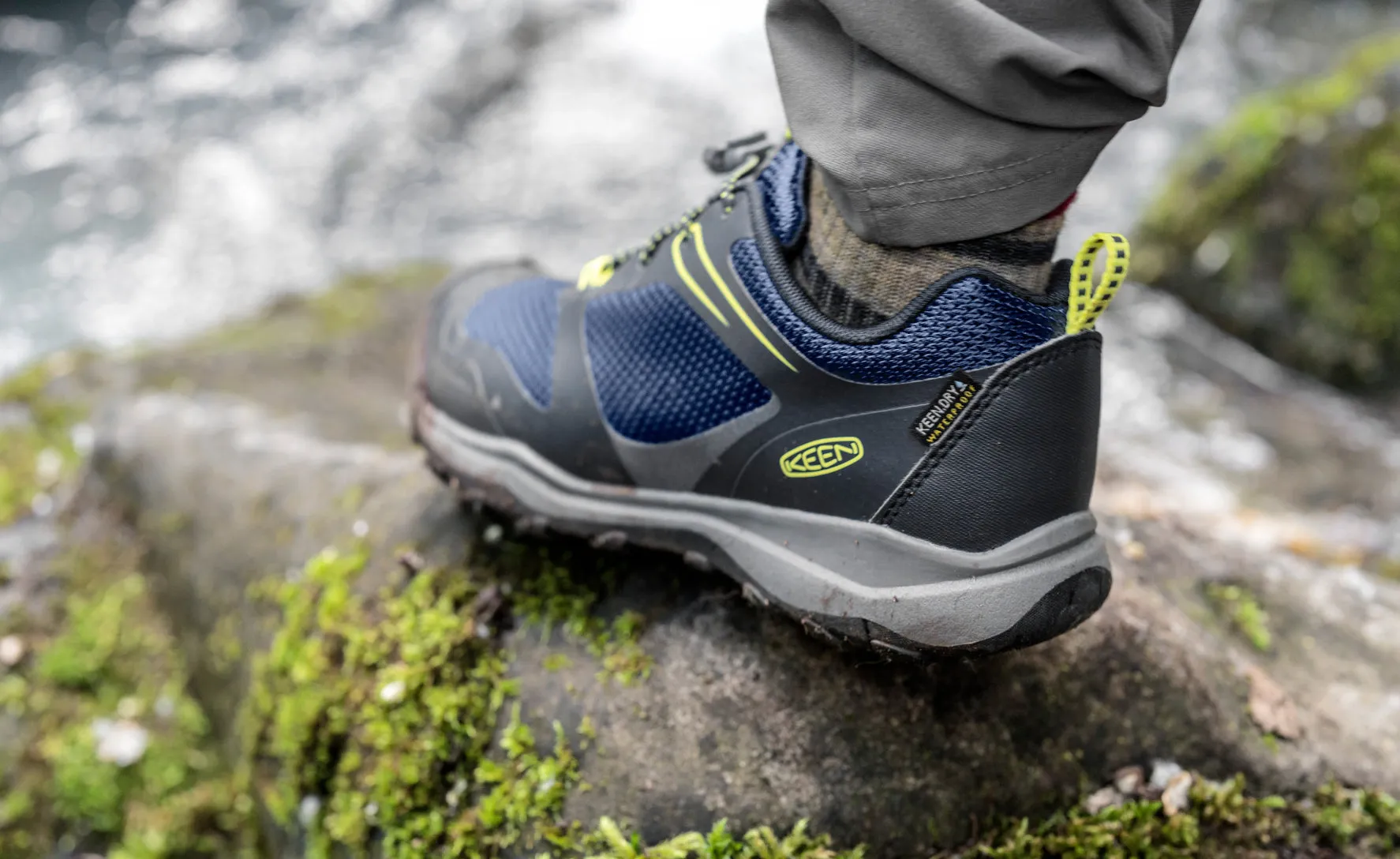Keen Little Kids' Wanduro Waterproof Shoe  |  Sky Captain/Evening Primrose
