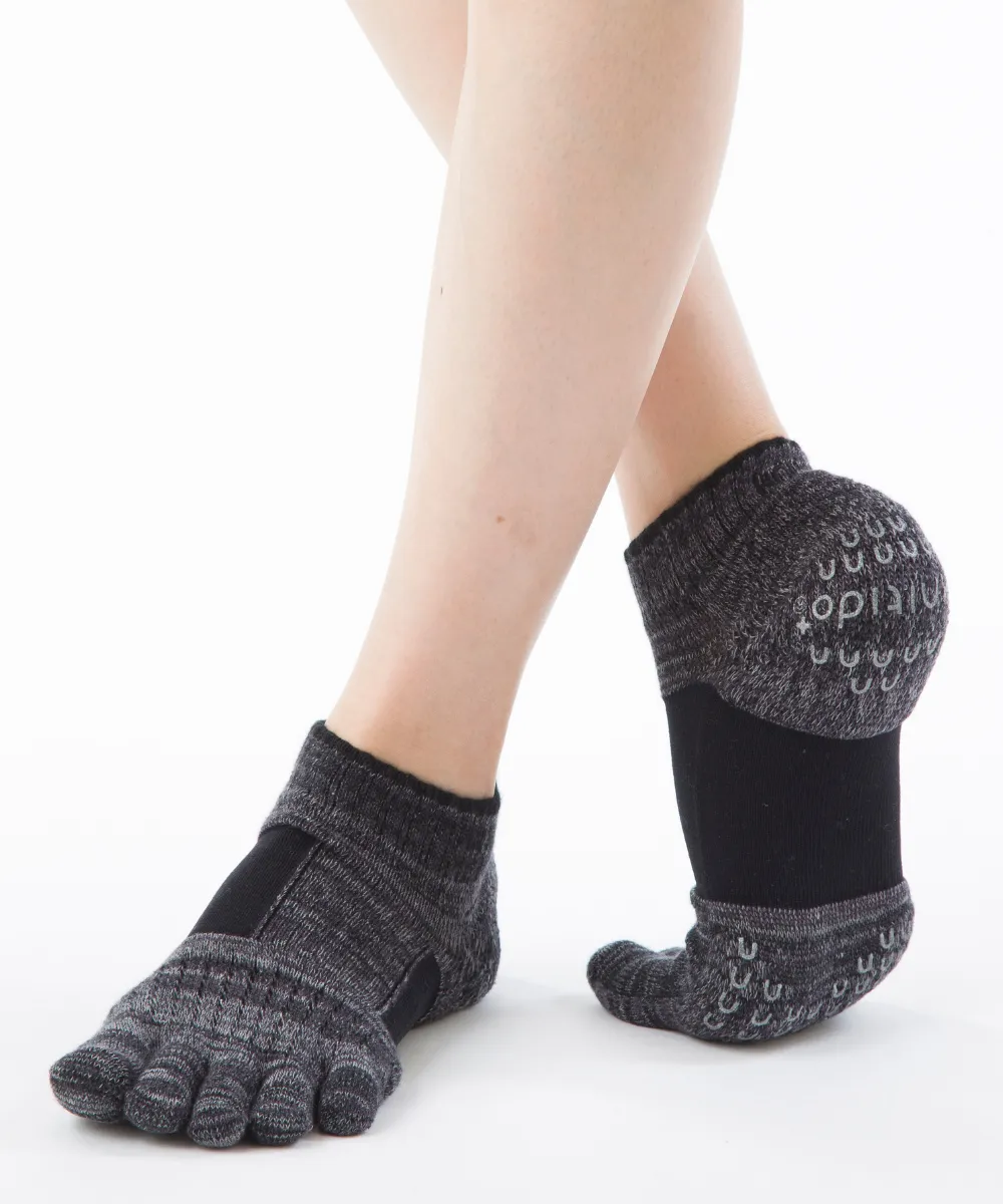 Knitido Umi Pilates Sneaker Black Tsokker