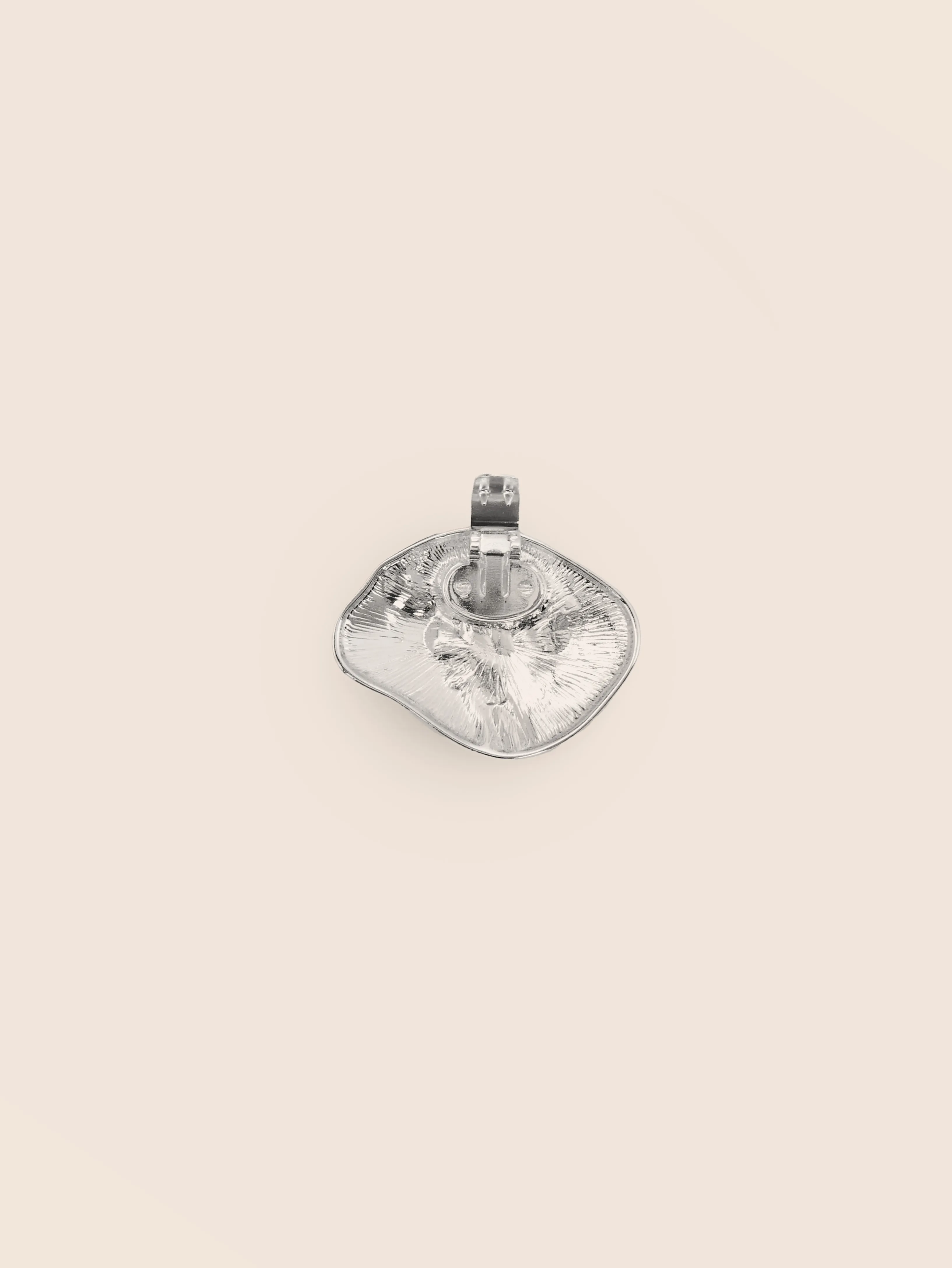 Oval Clip Silver Maguire