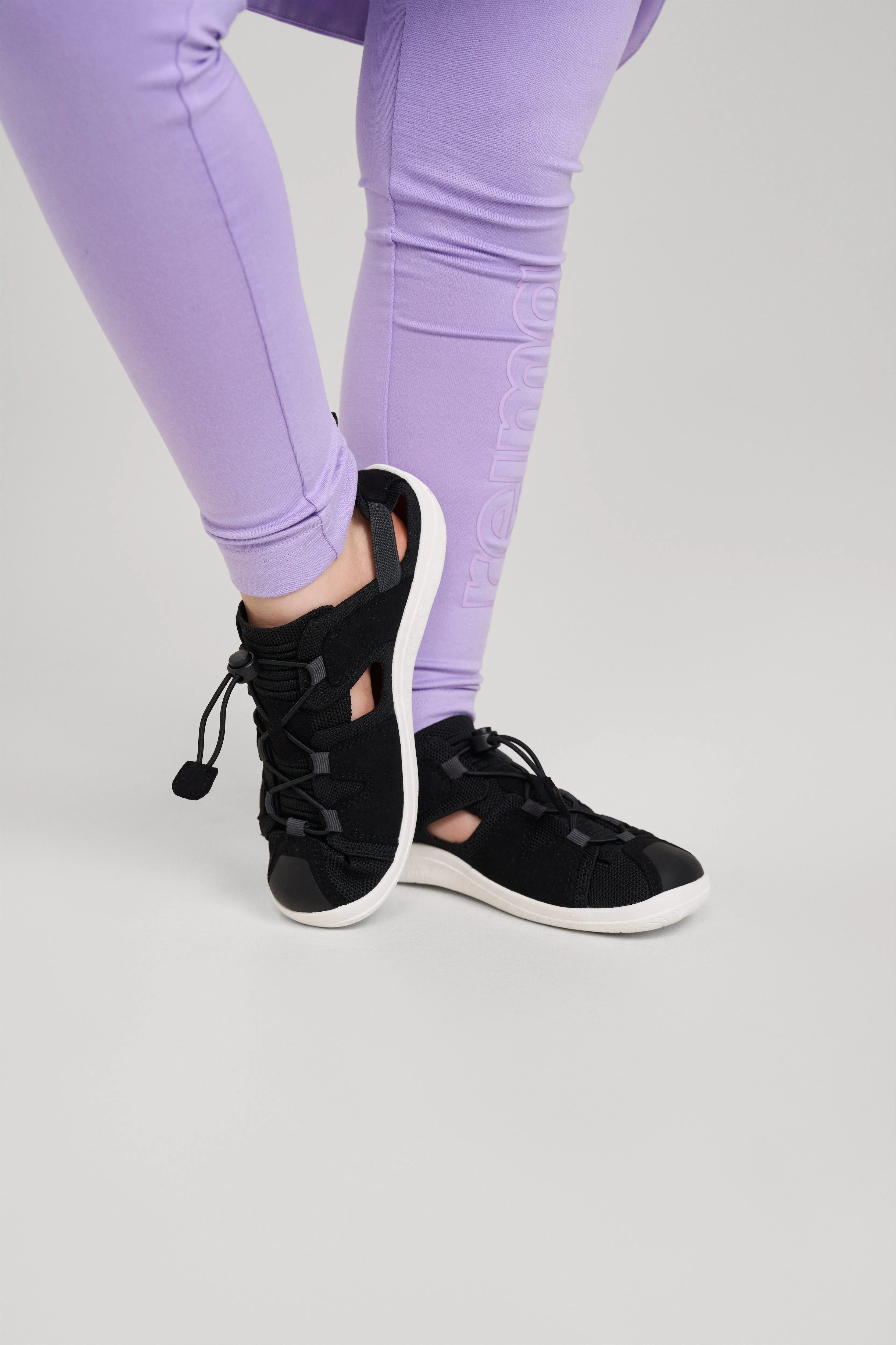 Reima Valoa  Black