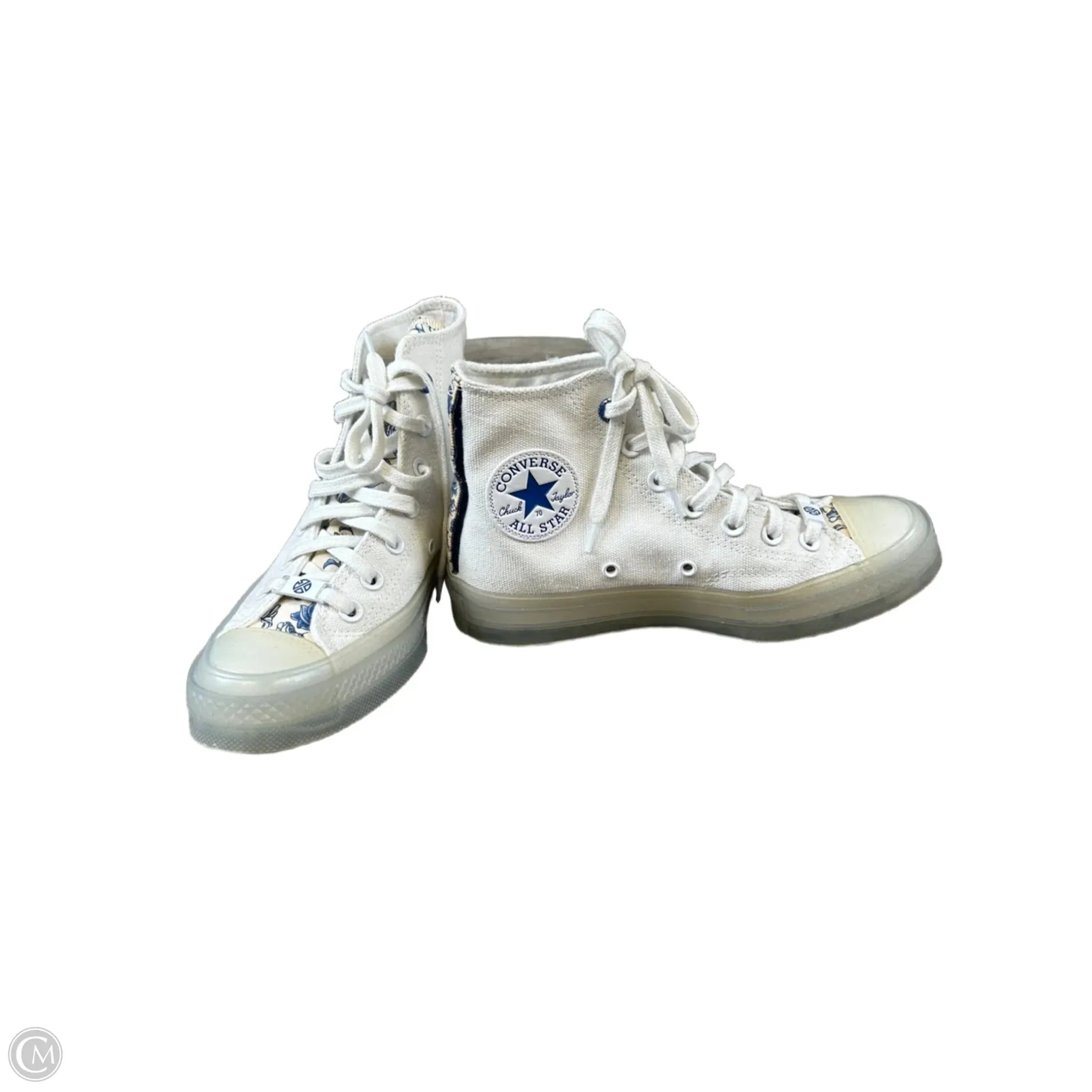 Shoes Sneakers By Converse In White, Size: 6.5