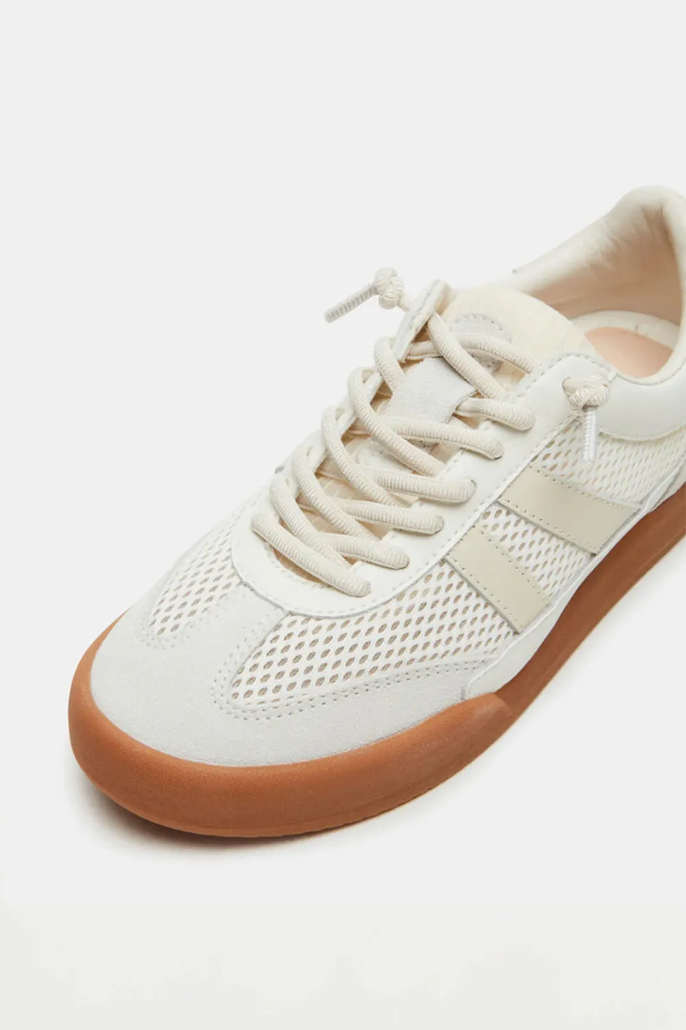 Steve Madden Verdict Sneakers for Women in White | VERDICT-WHITE