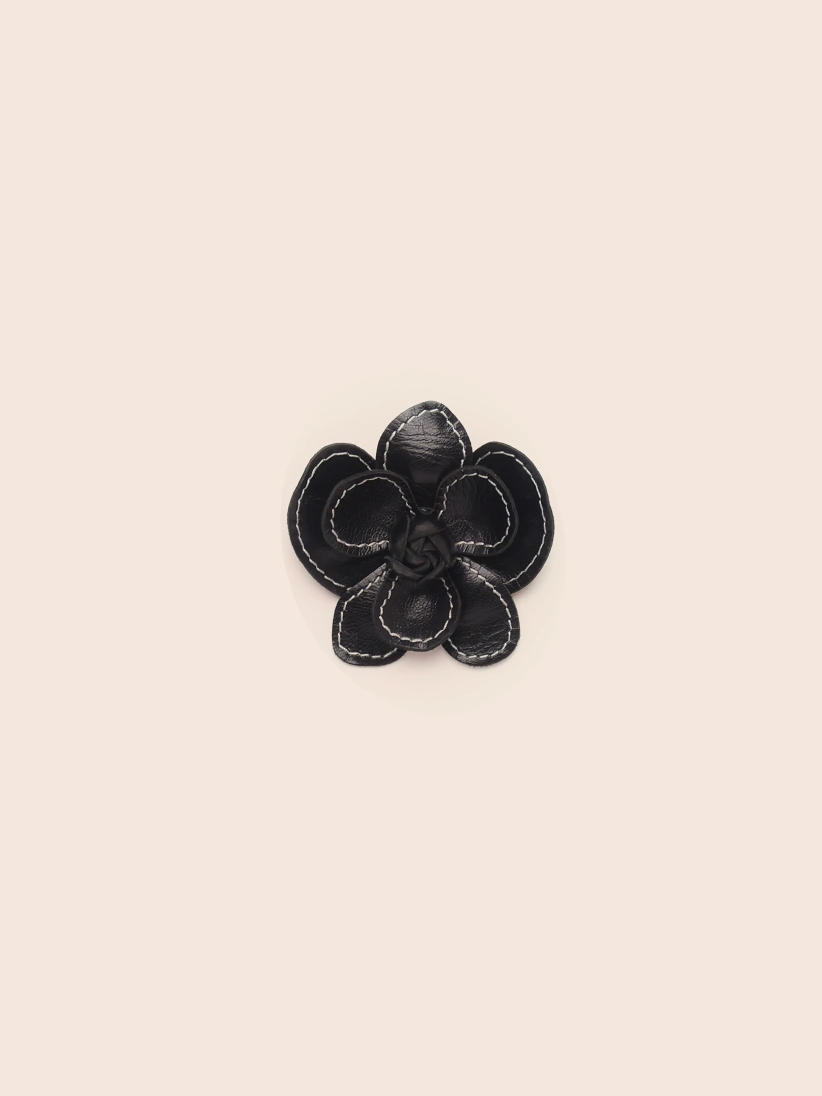Stitch Flower Clip Black Maguire