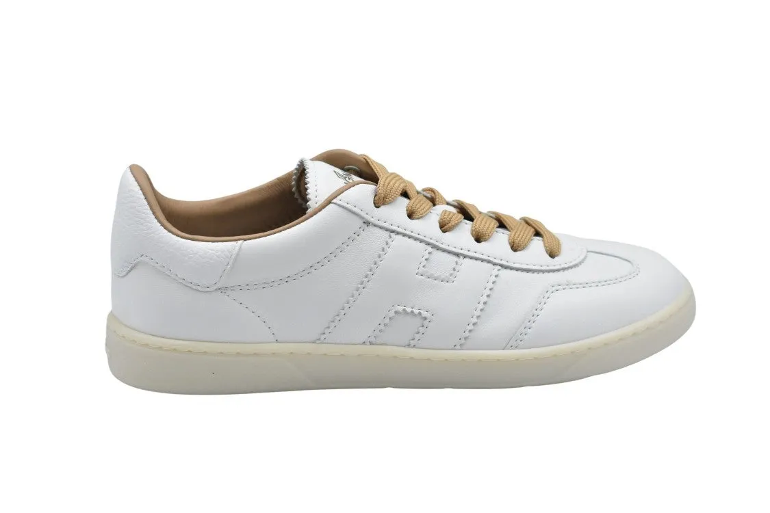 White Leather Sneakers With Contrasting Tan Laces