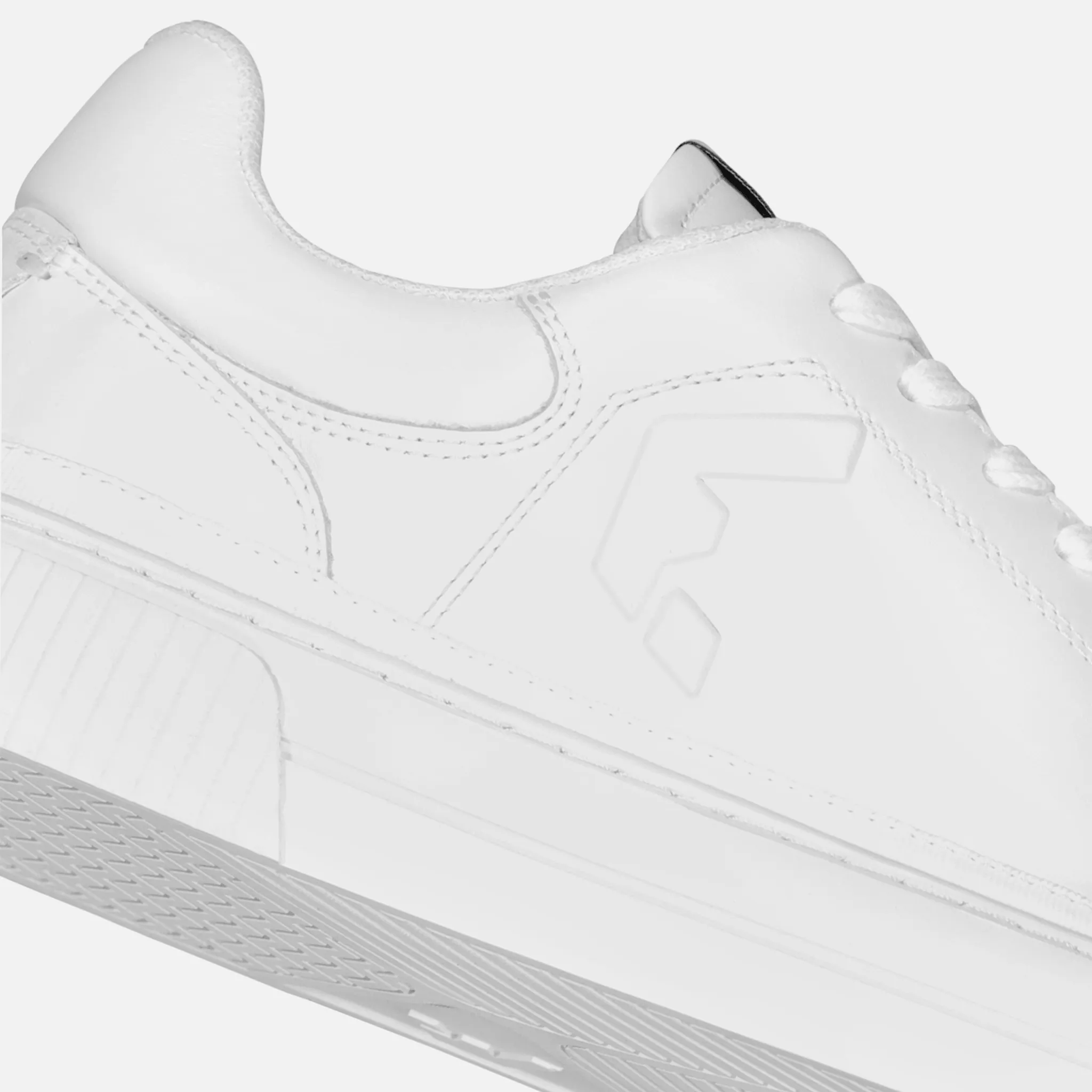 Wyde Arcus   All White