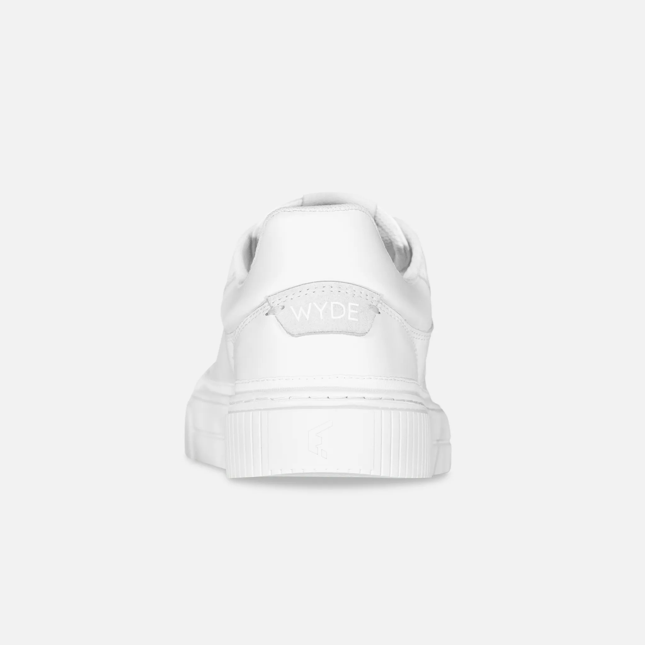 Wyde Arcus   All White
