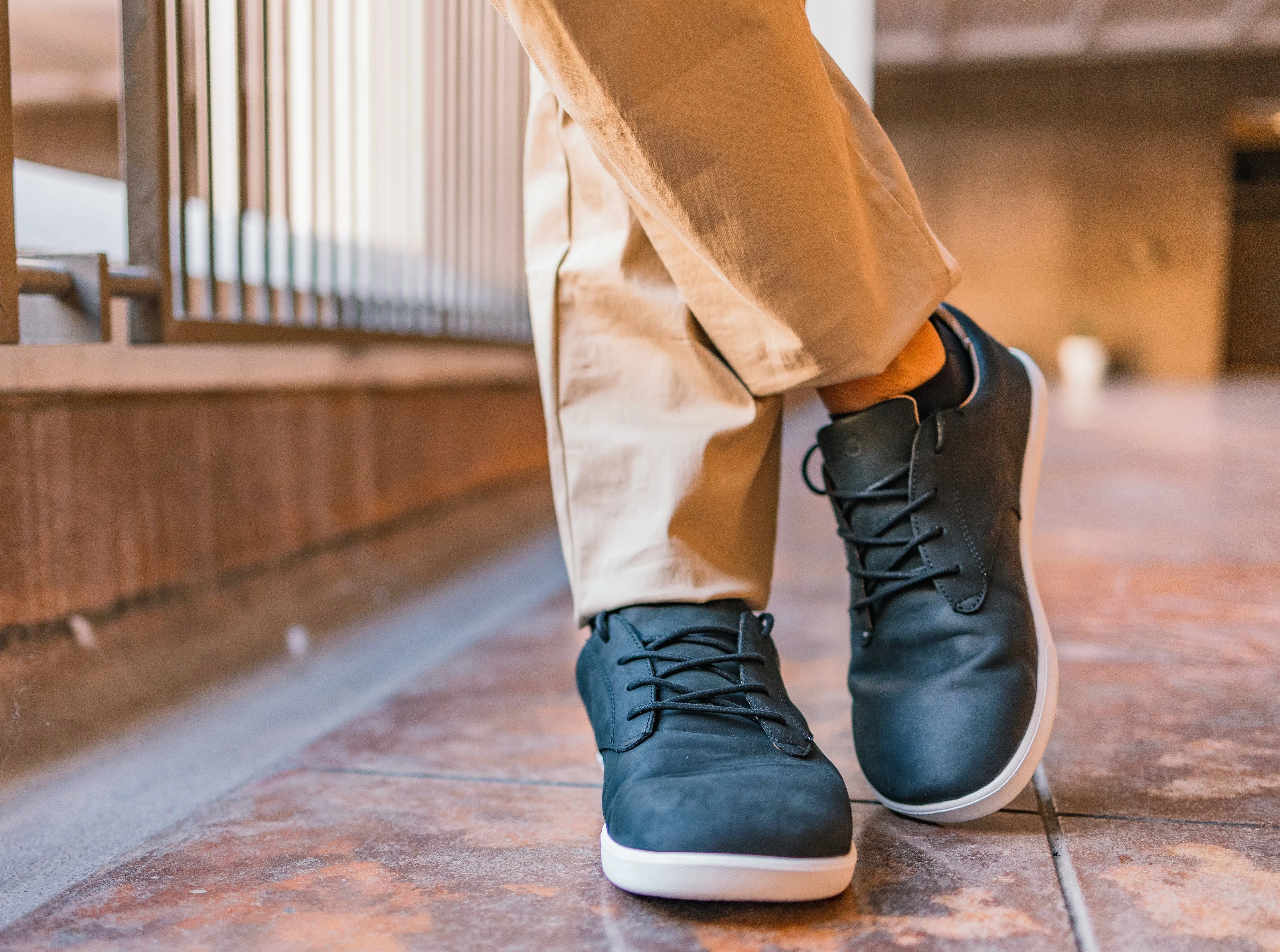 Xero Shoes Glenn Mens  Black / White