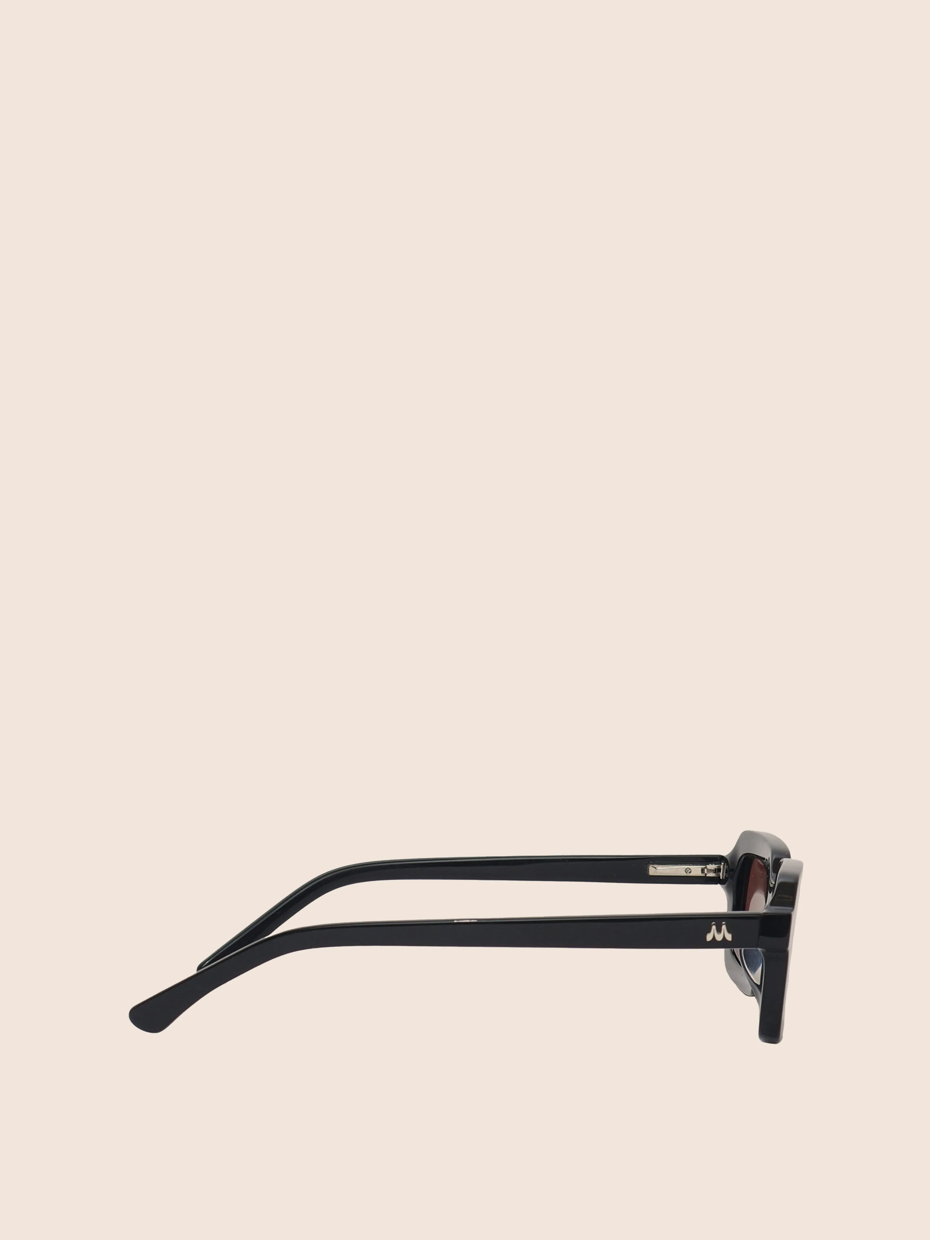 Yoshi Black Sunglasses Maguire